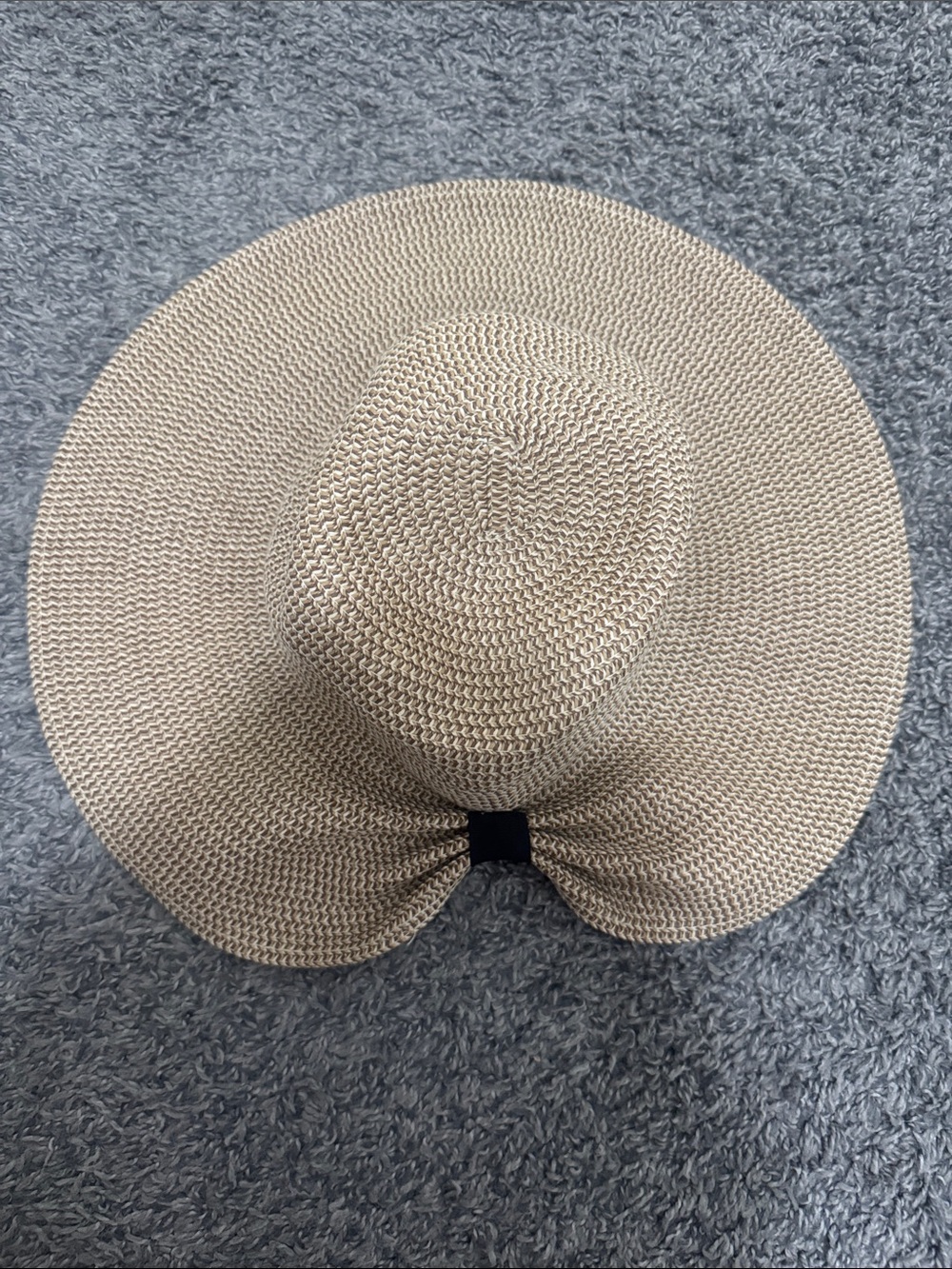 Women’s Wide-Brim Straw Sun Hat in Beige